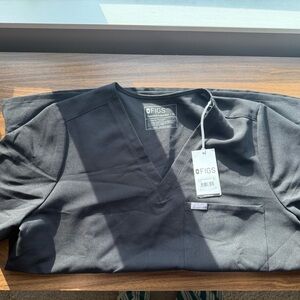 Figs Black Catarina One Pocket Scrub Top